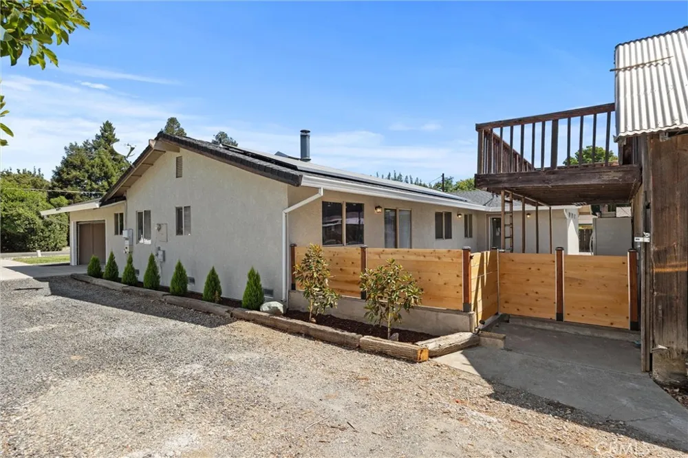 1030 W 1st Willows, CA 95988