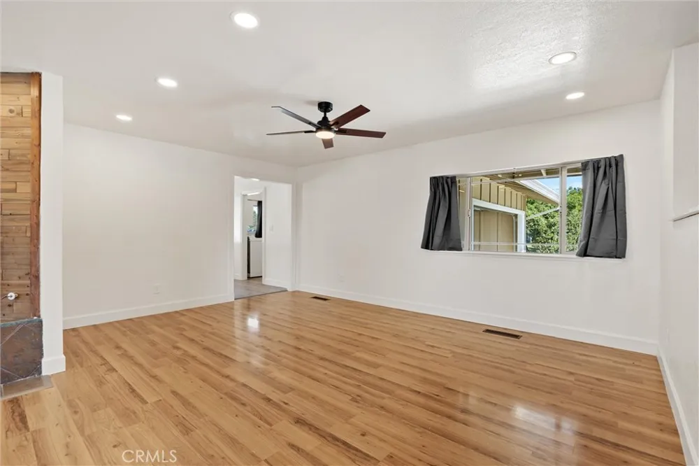 1030 W 1st Willows, CA 95988