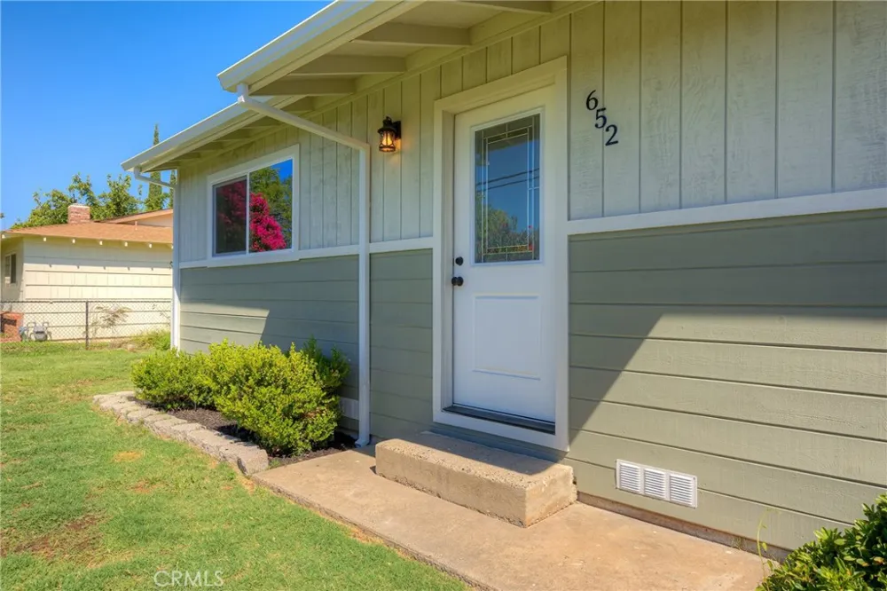 652 Plumas Oroville, CA 95965