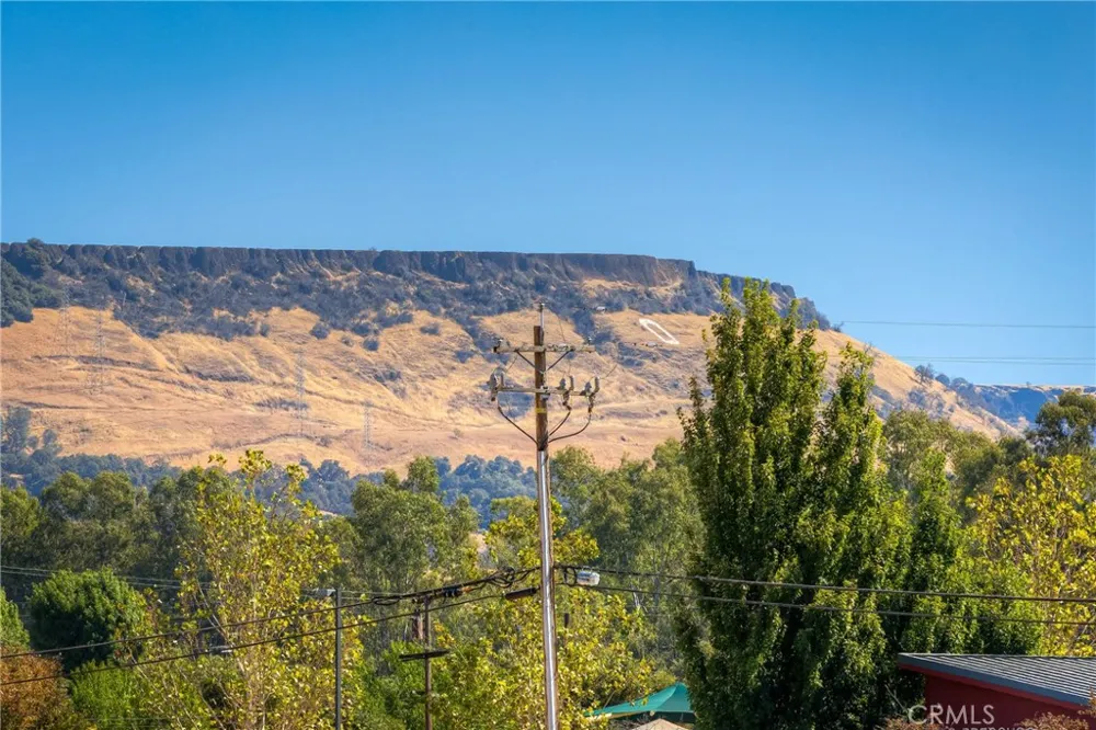 652 Plumas Oroville, CA 95965
