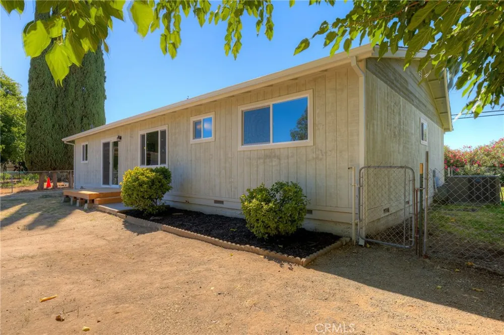 652 Plumas Oroville, CA 95965