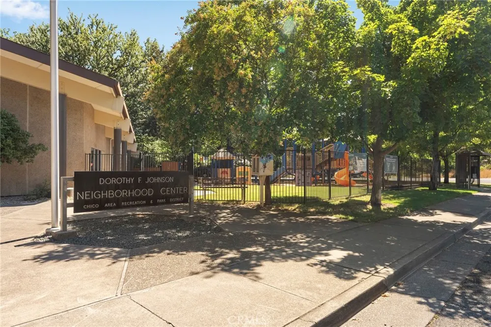 858 Cleveland Avenue Chico, CA 95928