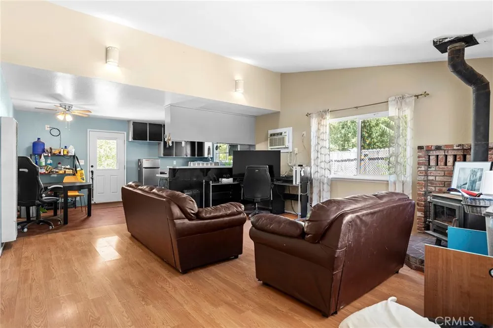 858 Cleveland Avenue Chico, CA 95928