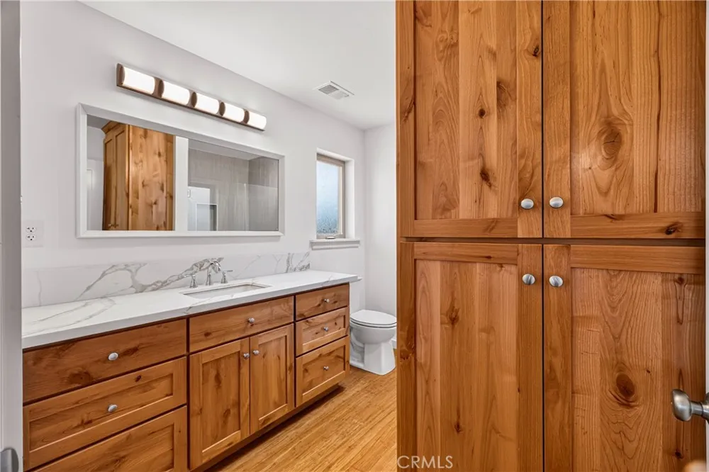 527 Crestwood Paradise, CA 95969
