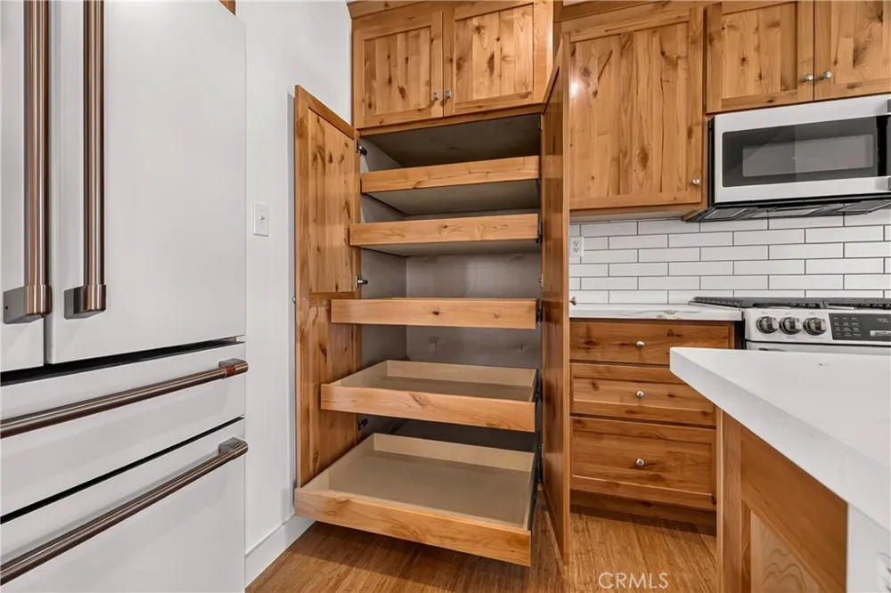 527 Crestwood Paradise, CA 95969