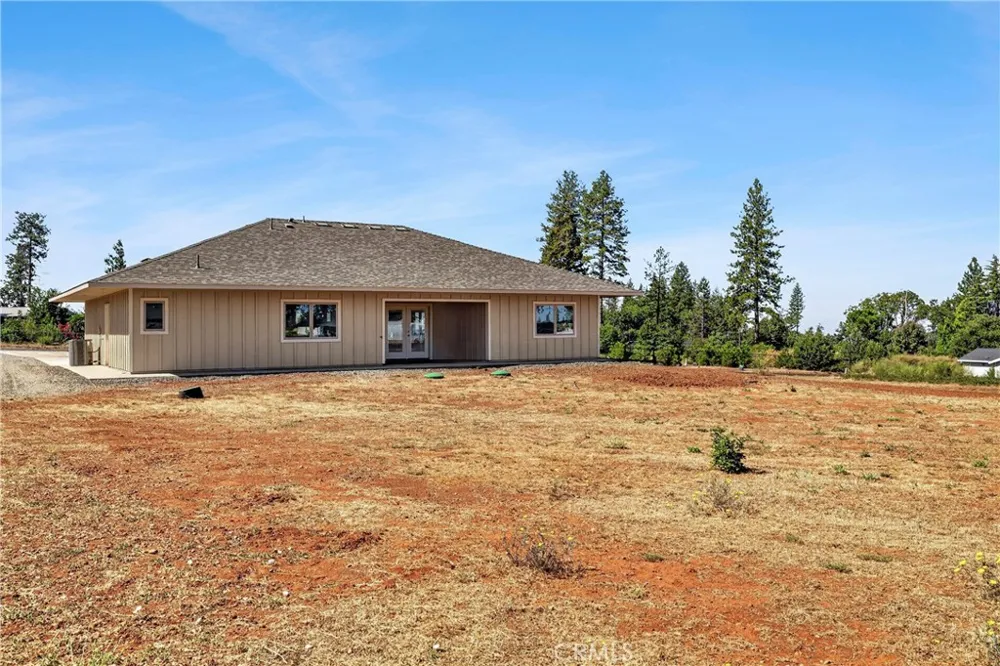 527 Crestwood Paradise, CA 95969