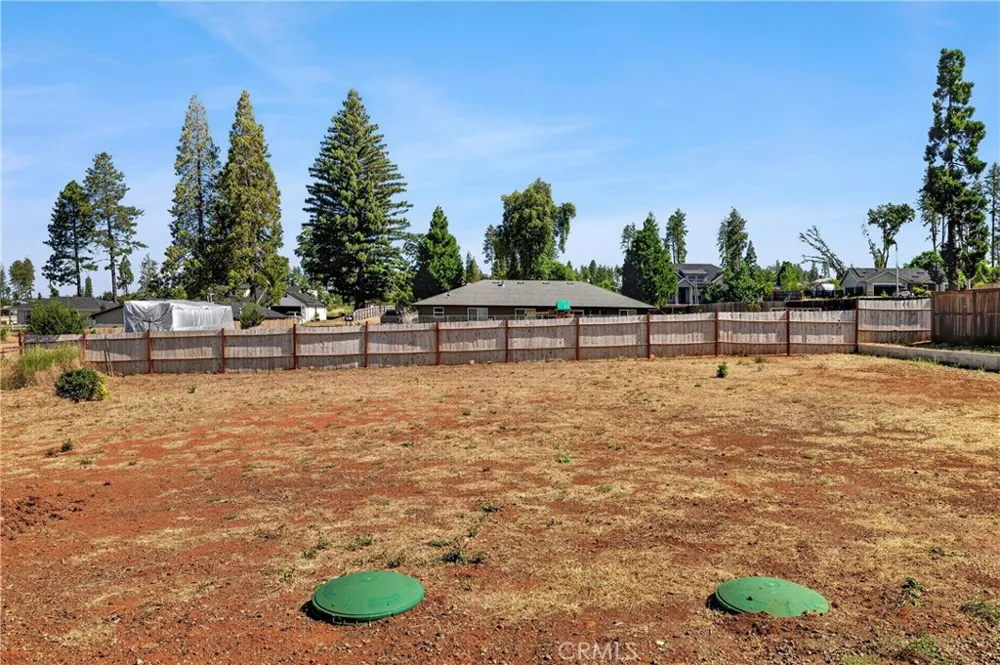527 Crestwood Paradise, CA 95969
