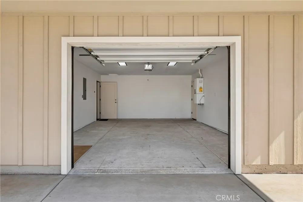527 Crestwood Paradise, CA 95969