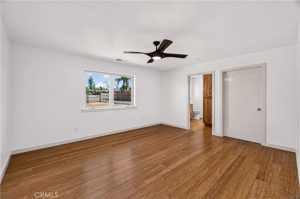 527 Crestwood Paradise, CA 95969