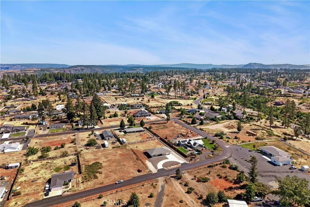 527 Crestwood Paradise, CA 95969