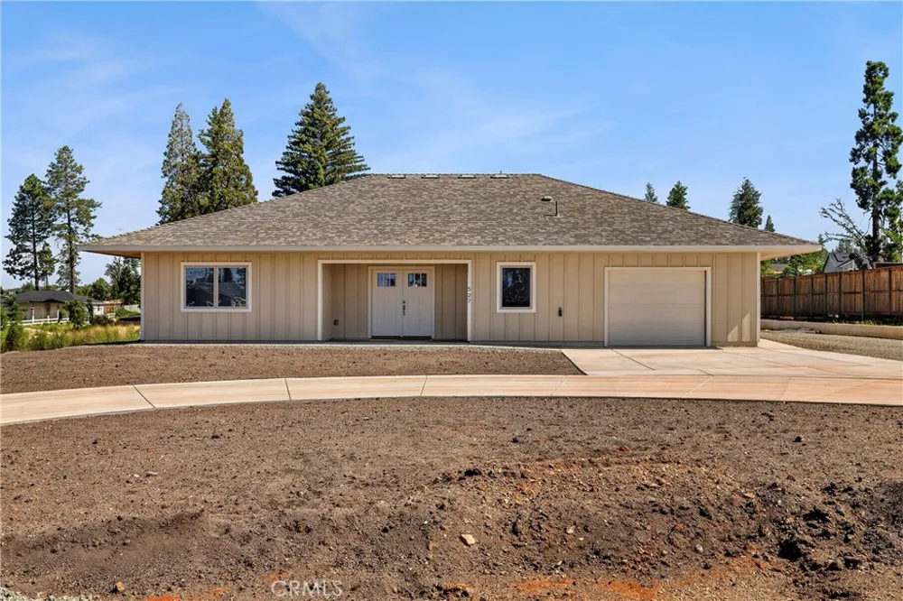 527 Crestwood Paradise, CA 95969