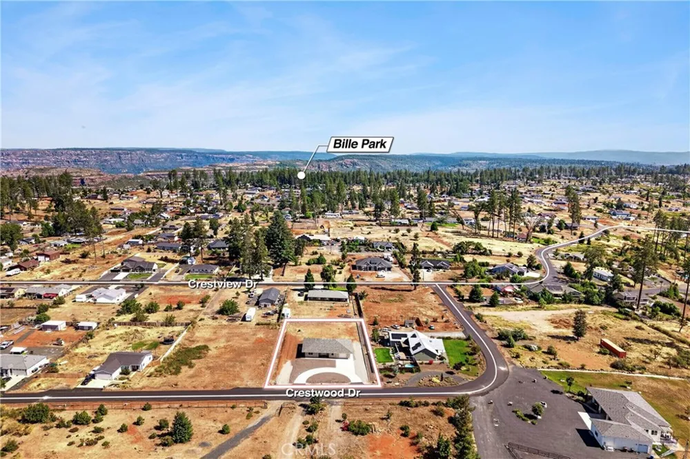527 Crestwood Paradise, CA 95969