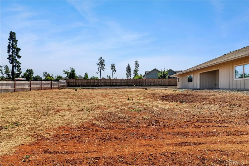 527 Crestwood Paradise, CA 95969