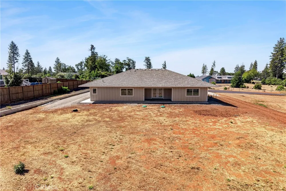 527 Crestwood Paradise, CA 95969