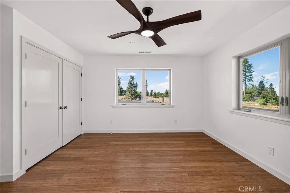 527 Crestwood Paradise, CA 95969