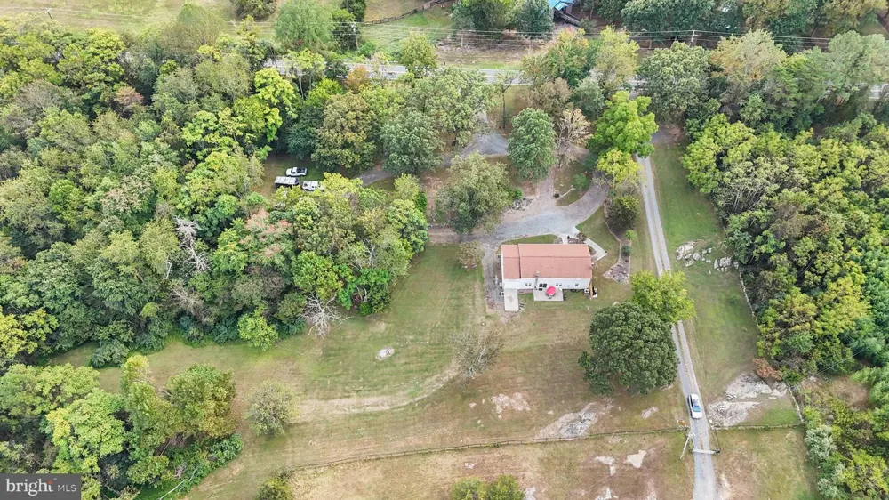 505 VIEWTOWN Amissville, VA 20106