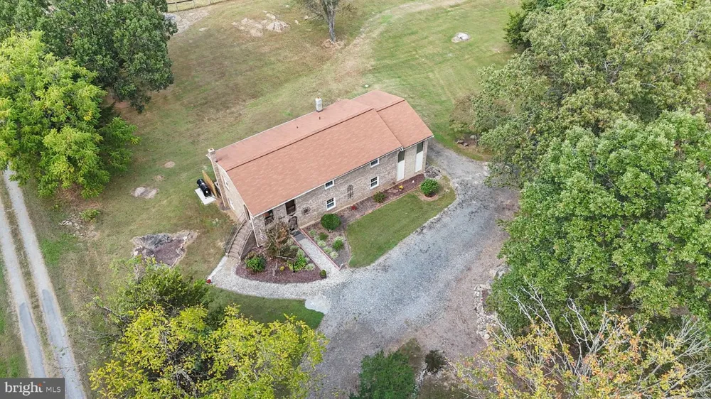 505 VIEWTOWN Amissville, VA 20106