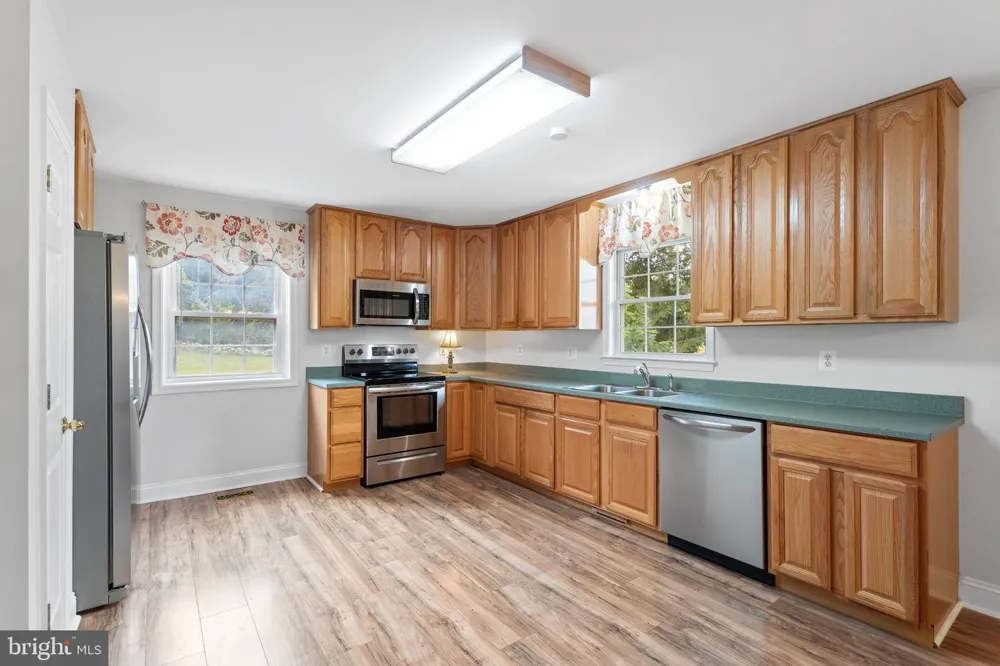 505 VIEWTOWN Amissville, VA 20106