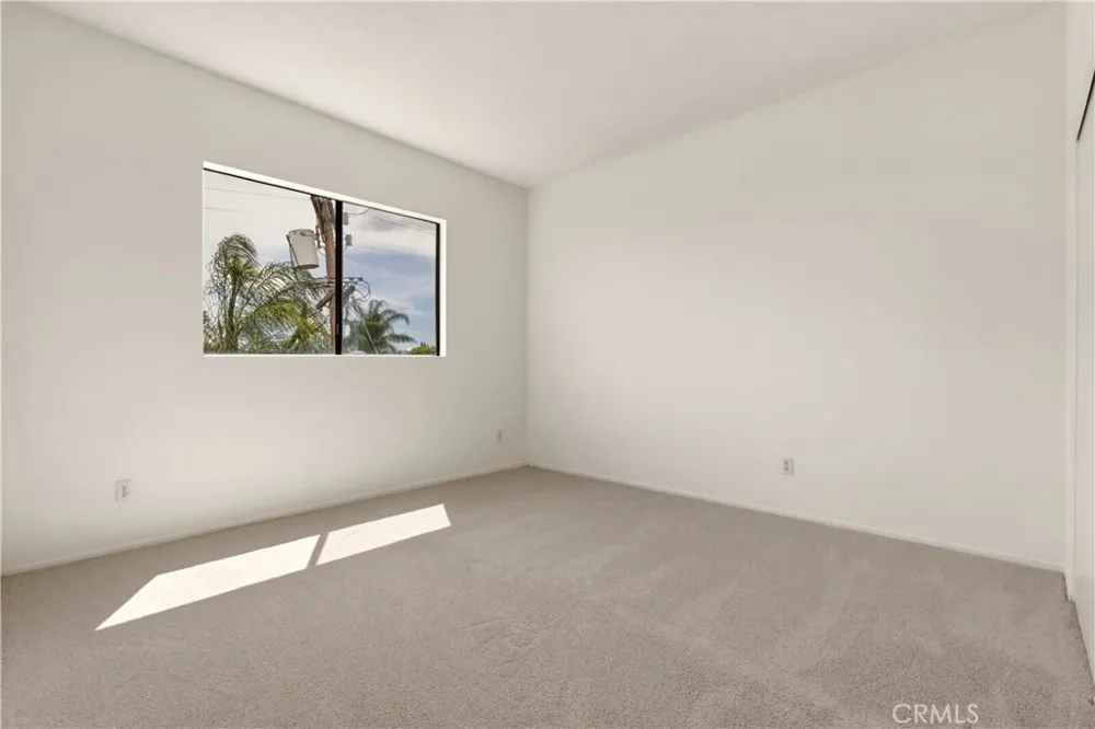17312 Chatsworth Street #L Granada Hills, CA 91344