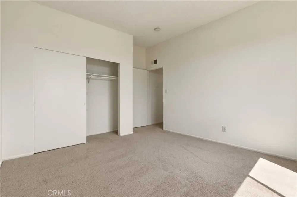 17312 Chatsworth Street #L Granada Hills, CA 91344