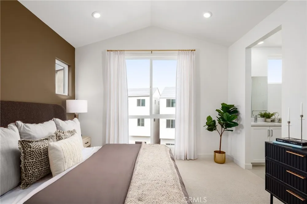 1697 Constellation Drive San Pedro, CA 90732