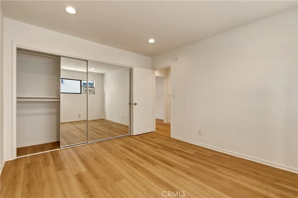 6140 Whitsett Avenue #6 Valley Glen, CA 91606