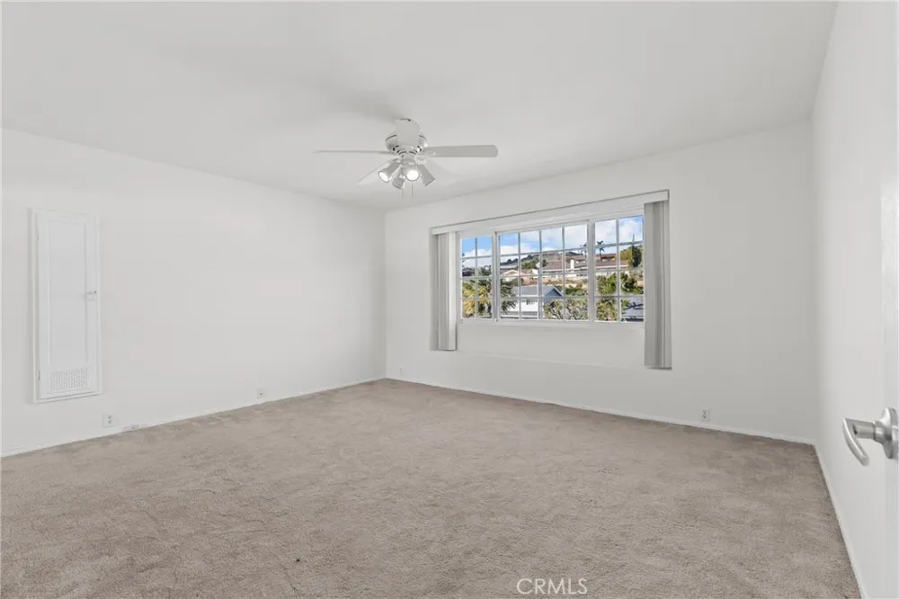 6758 Julie West Hills, CA 91307
