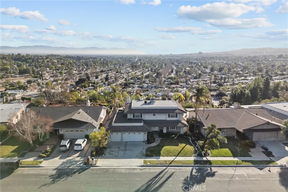 6758 Julie West Hills, CA 91307