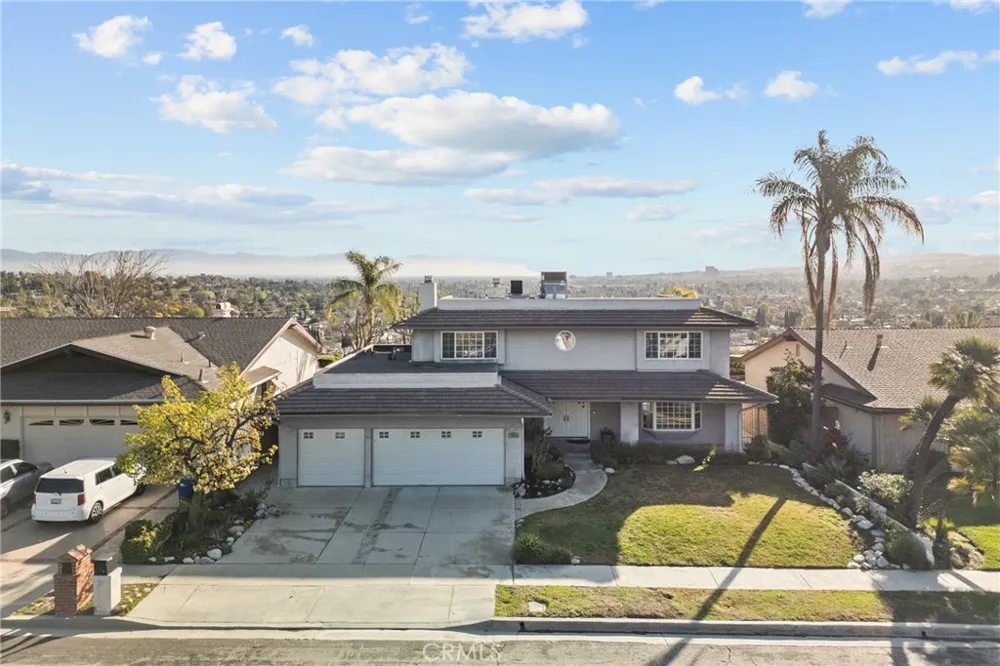 6758 Julie West Hills, CA 91307