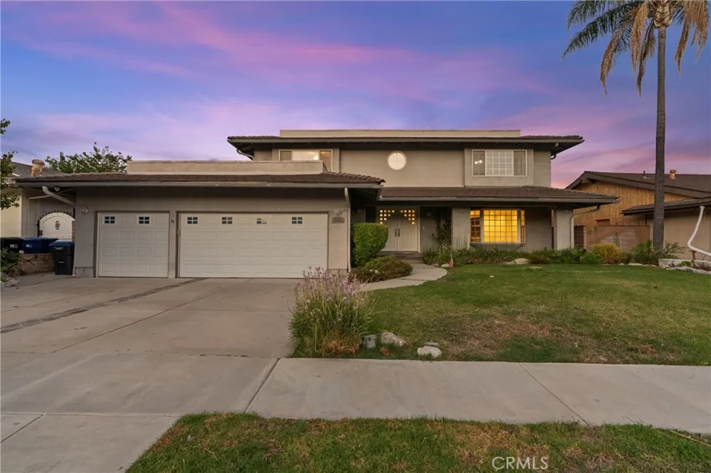 6758 Julie West Hills, CA 91307