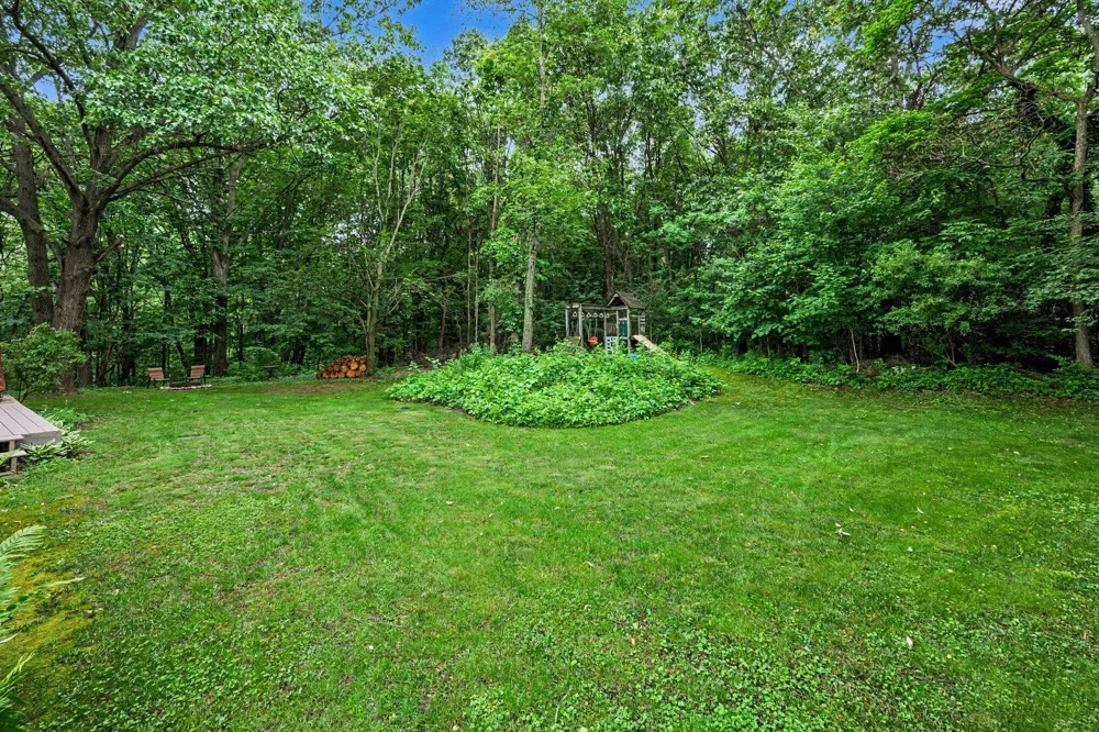 22300 Wynsmythe Drive Mattawan, MI 49071