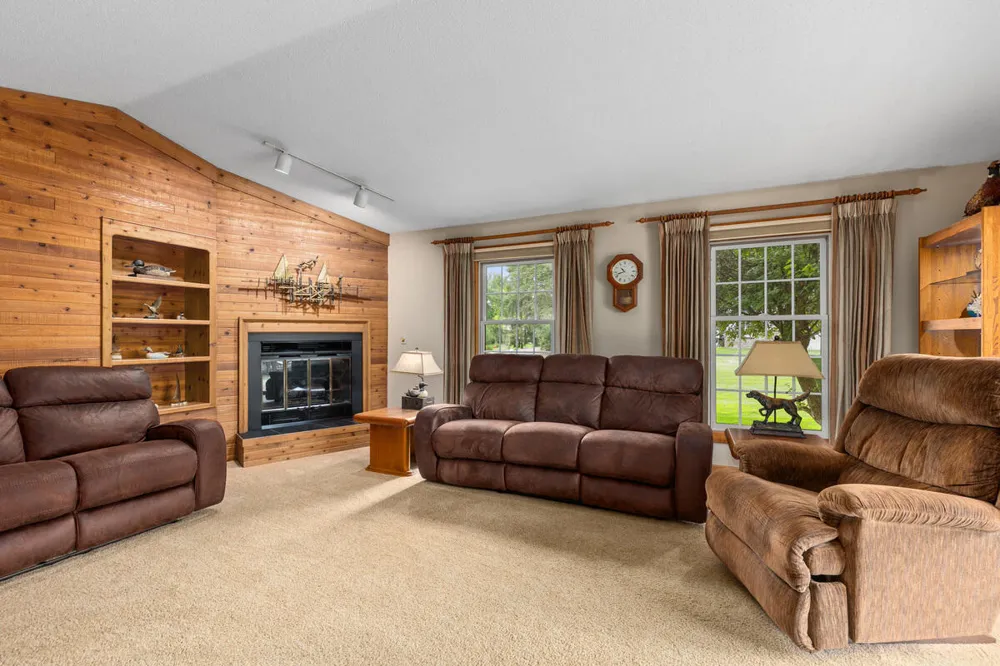 6866 Vista Grande Drive NE Rockford, MI 49341