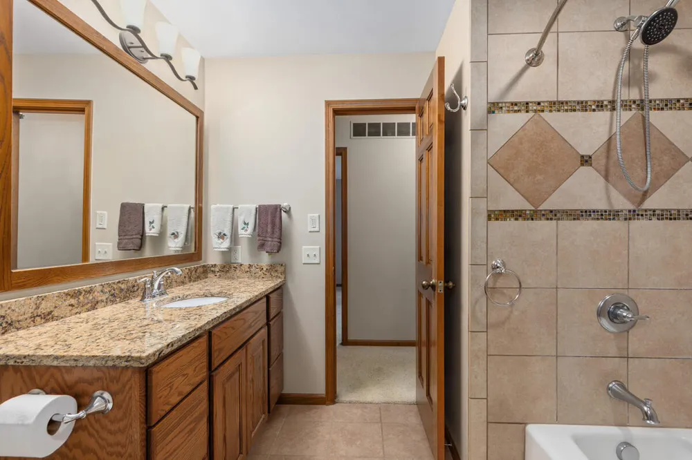 6866 Vista Grande Drive NE Rockford, MI 49341