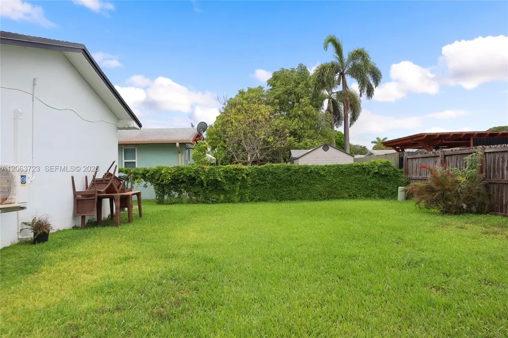 8121 SW 204th St Cutler Bay, FL 33189