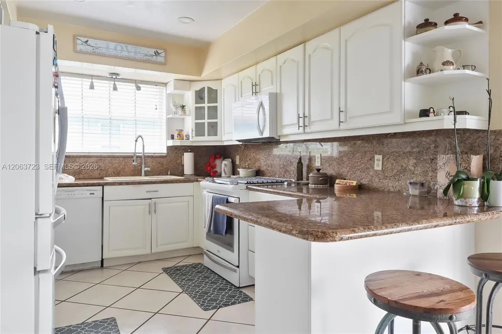 8121 SW 204th St Cutler Bay, FL 33189