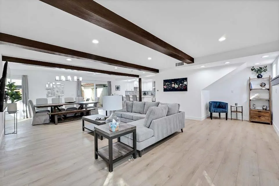 2849 Hillman Street Thousand Oaks, CA 91360