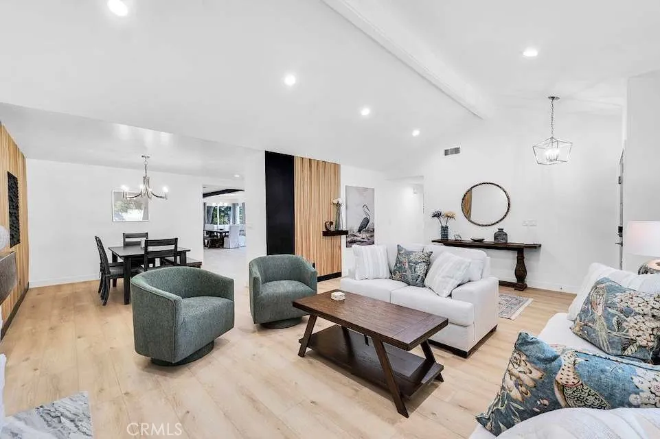 2849 Hillman Street Thousand Oaks, CA 91360