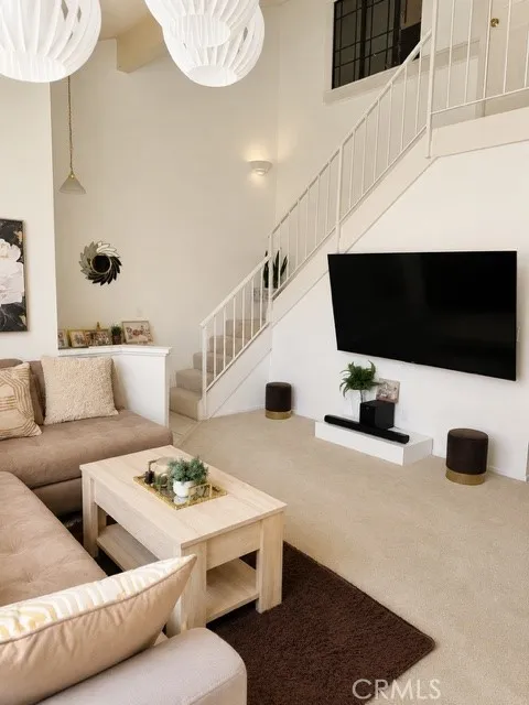 26908 Flo Canyon Country, CA 91351