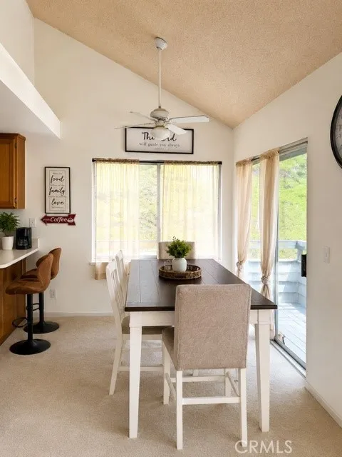 26908 Flo Canyon Country, CA 91351