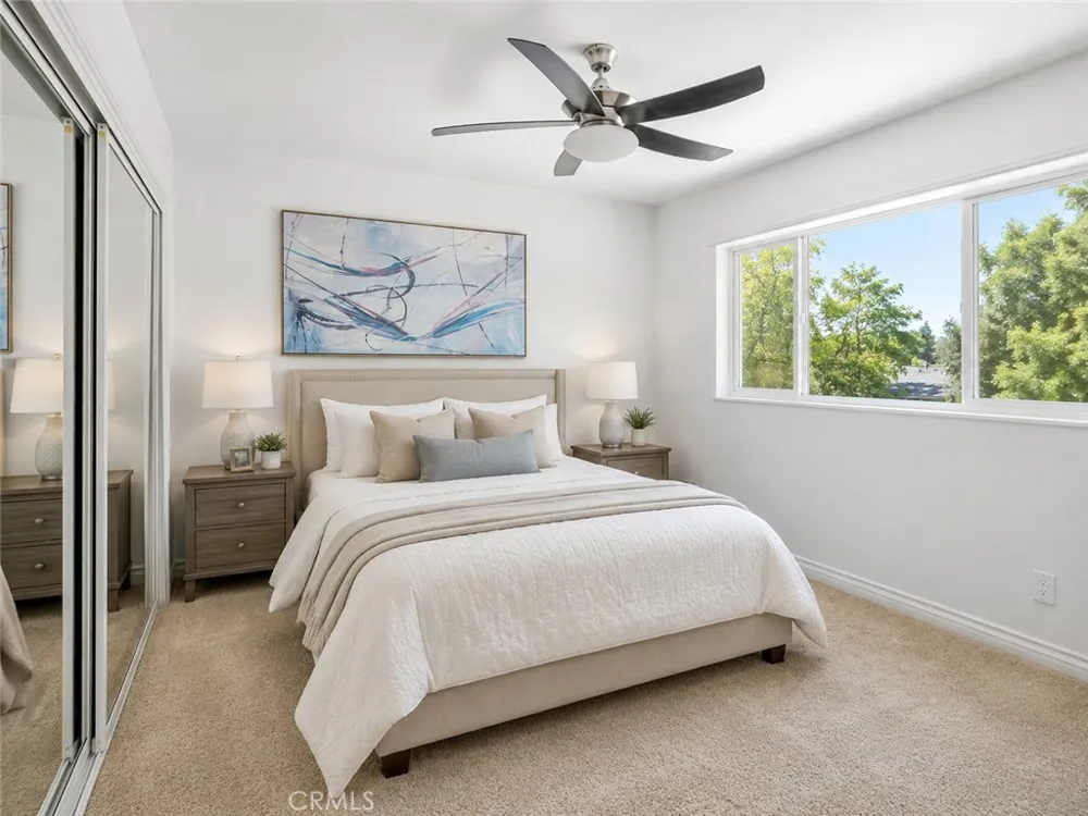 22509 Charlestown Calabasas, CA 91302