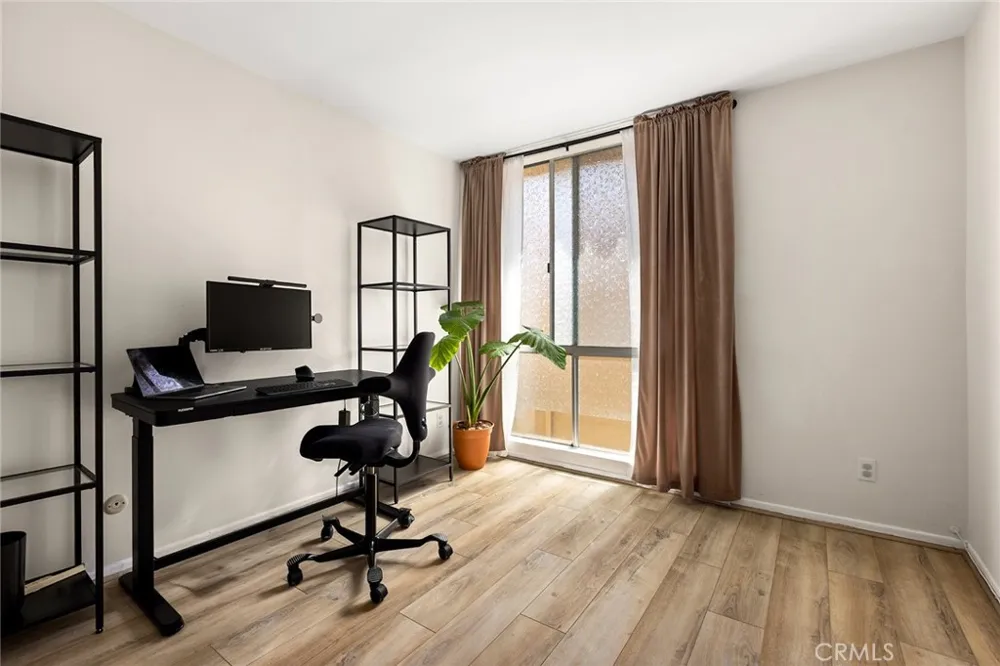 5875 Doverwood Drive #309 Culver City, CA 90230