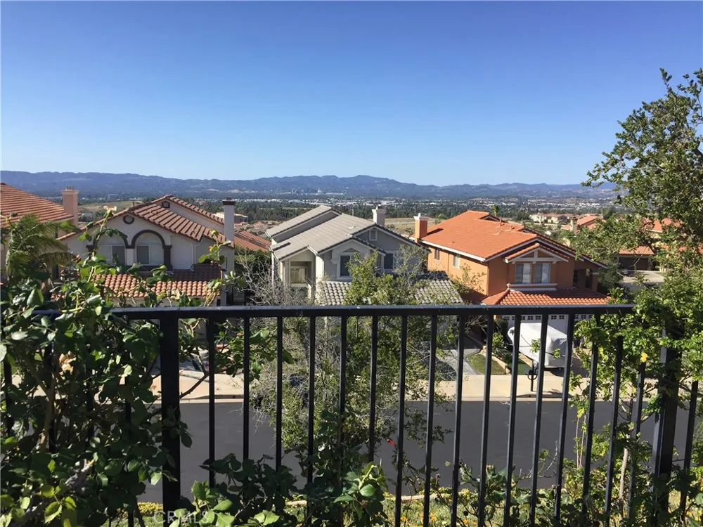 19850 Sierra Meadows Porter Ranch, CA 91326