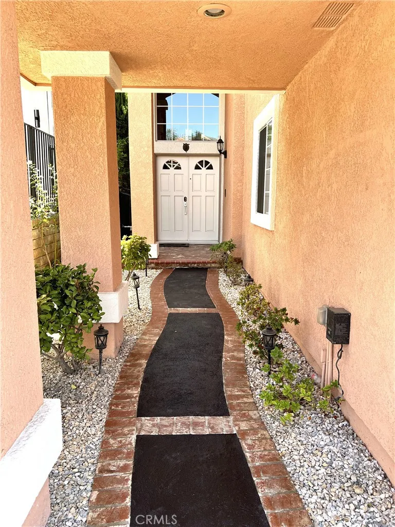 19850 Sierra Meadows Porter Ranch, CA 91326