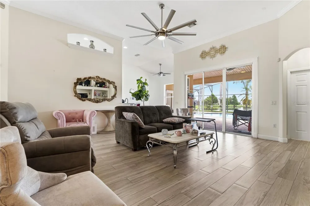 1605 MARINA LAKE DRIVE Kissimmee, FL 34744