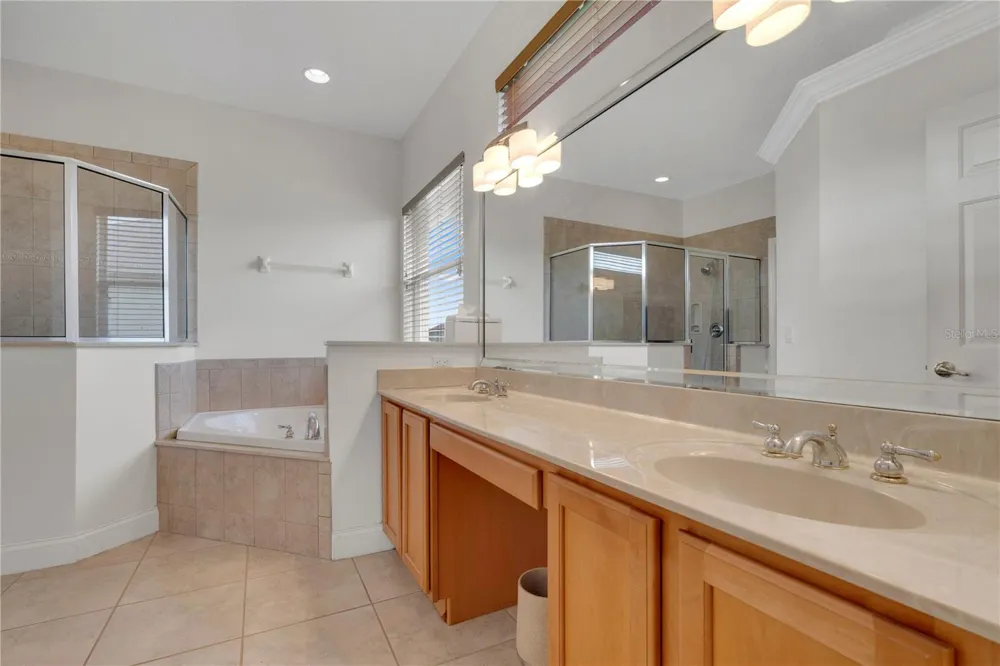 1605 MARINA LAKE DRIVE Kissimmee, FL 34744