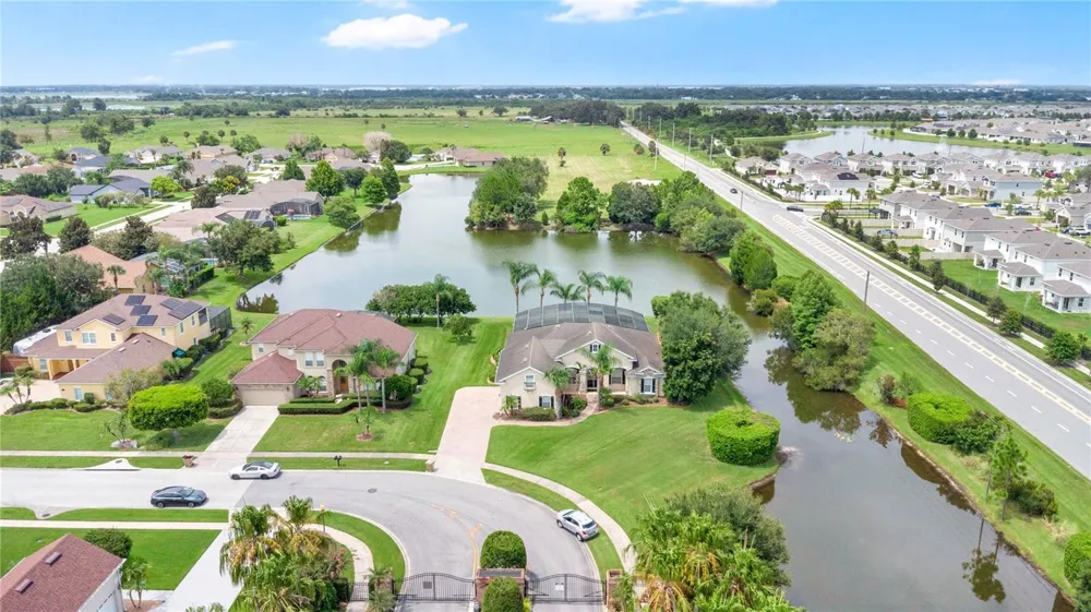 1605 MARINA LAKE DRIVE Kissimmee, FL 34744