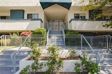 21529 Saticoy Street #217