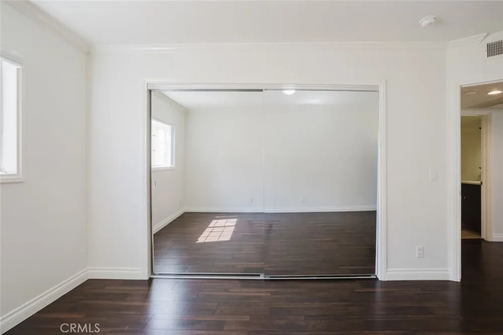 21529 Saticoy Street #217 Canoga Park, CA 91304