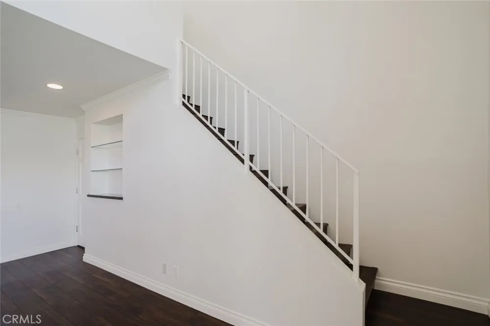 21529 Saticoy Street #217 Canoga Park, CA 91304