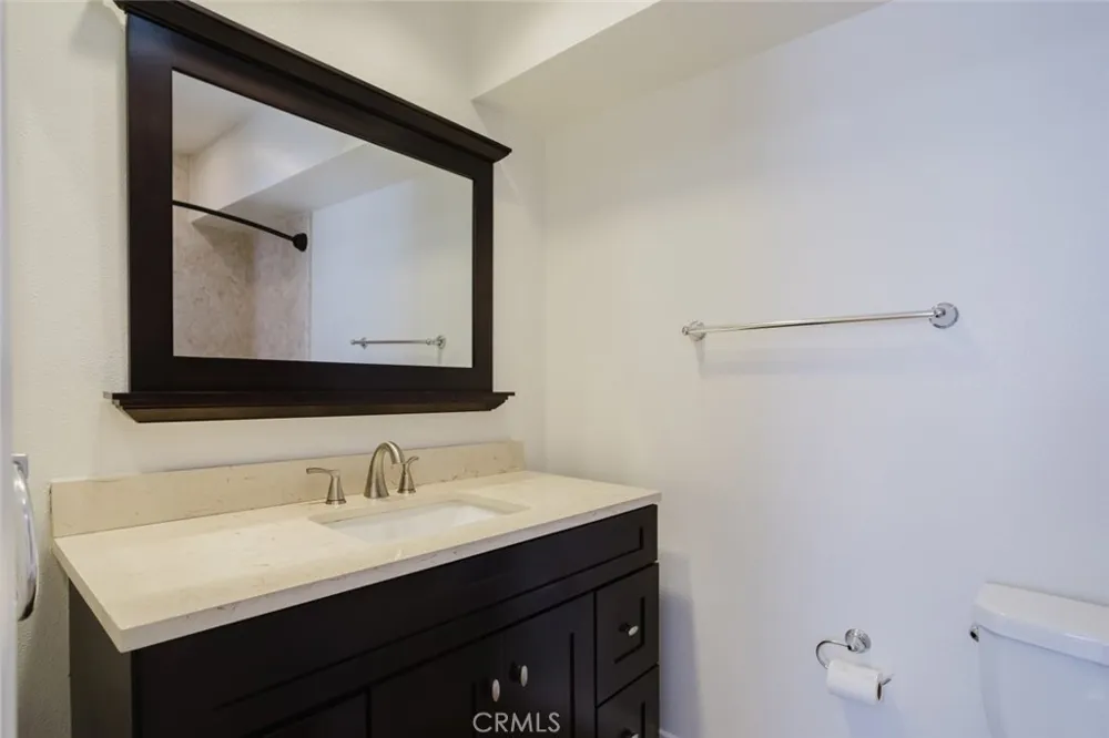 21529 Saticoy Street #217 Canoga Park, CA 91304